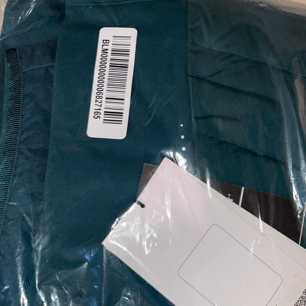 Lululemon Down for It All Puffer Jacket teal green NWT perfect 6 8 STORm teal